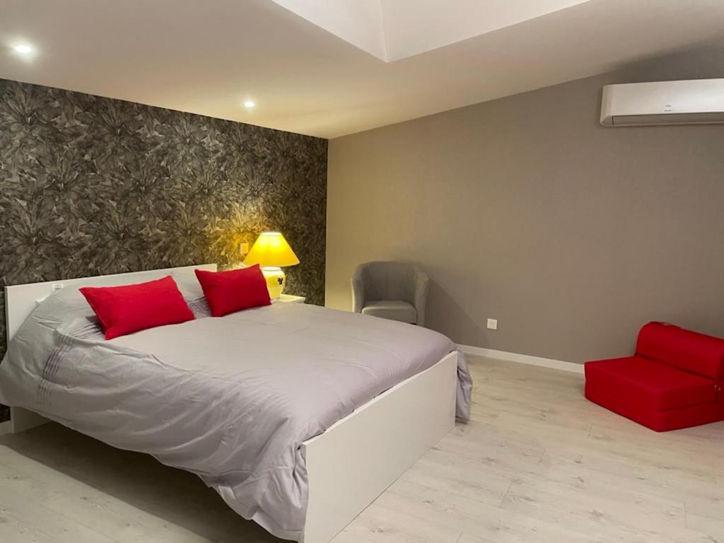 Les Meubles De Lassou Gite Lombers Buitenkant foto